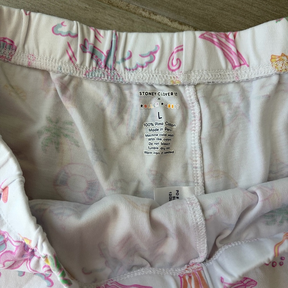 Roller Rabbit Pajama Set - Picture 5 of 6